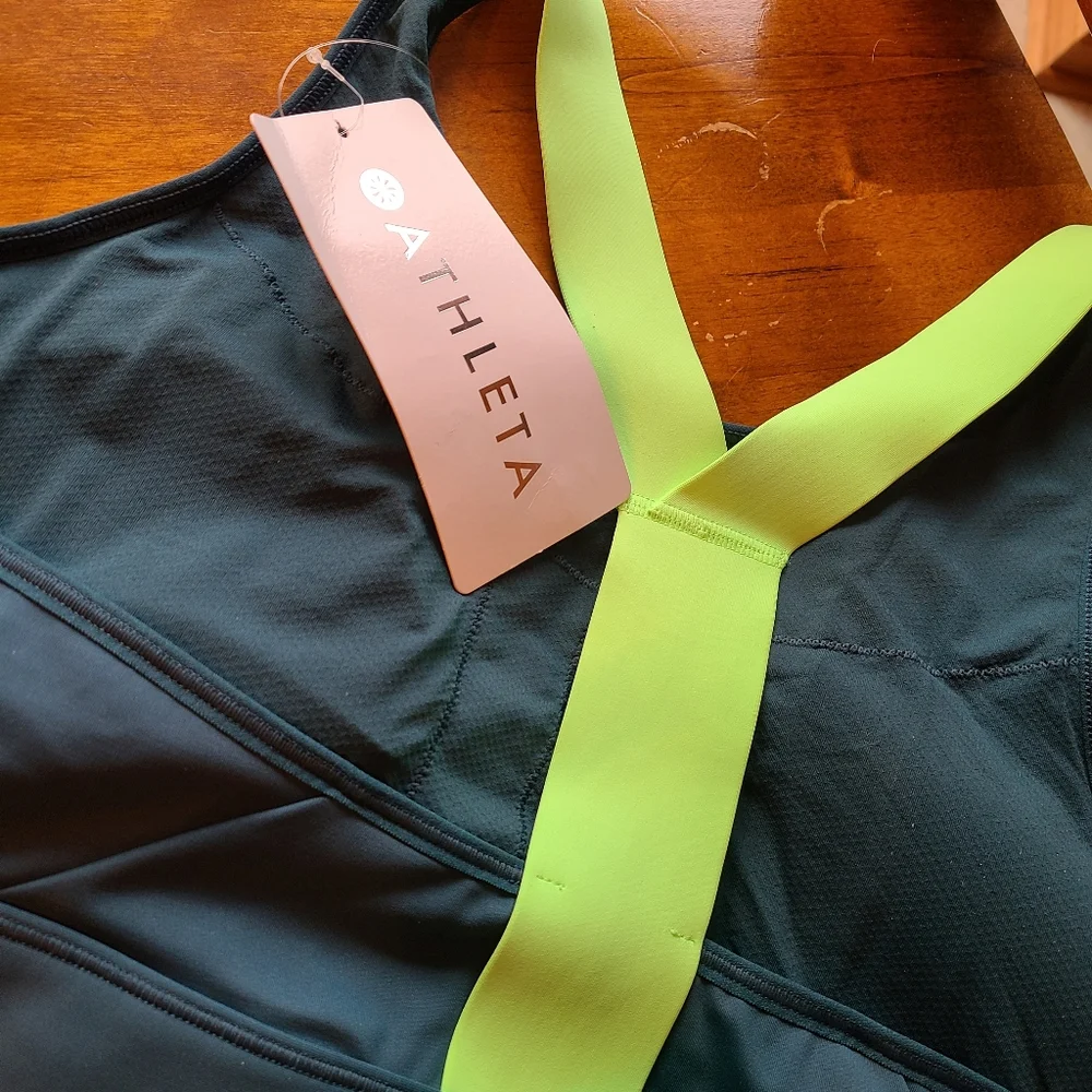 Althleta Sports Bra - new with tag - Picture 3 of 4